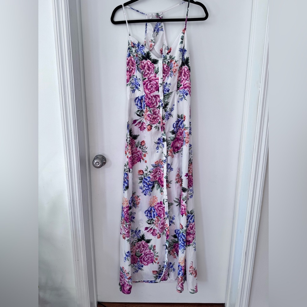 Floral long dress with open back